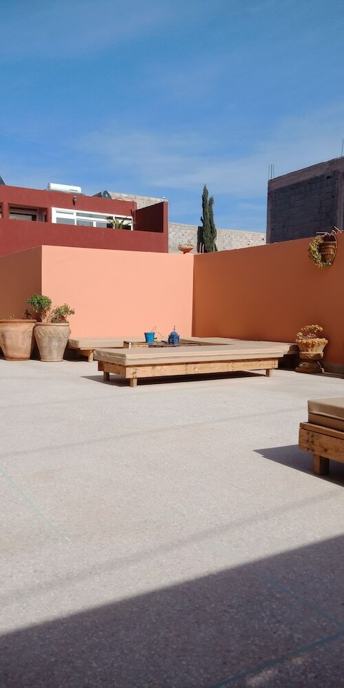 Hostal V&d Tamraght Surfers Hostel - Adults Only