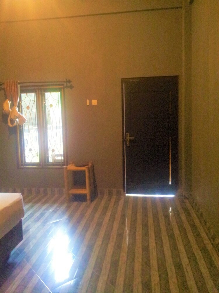 Bed & Breakfast Nura Homestay