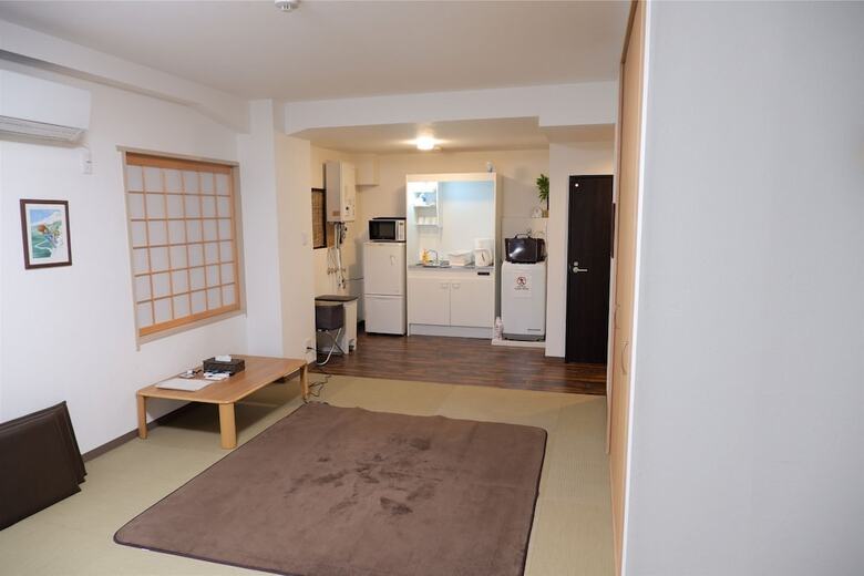 Apartamentos Ryota's Room