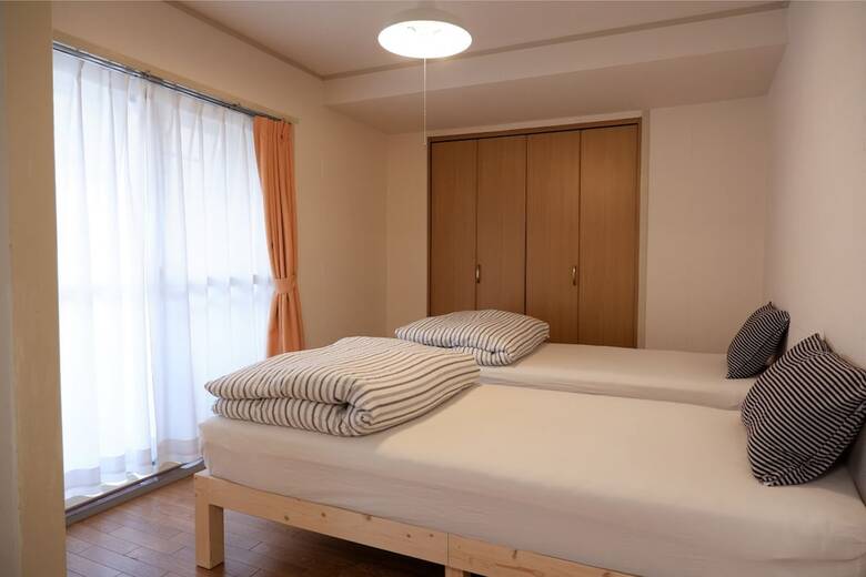 Apartamentos Ryota's Room