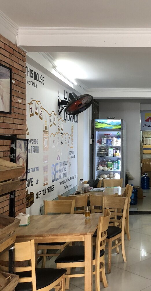 Hostal Oyo 708 The Cozi House - Hostel
