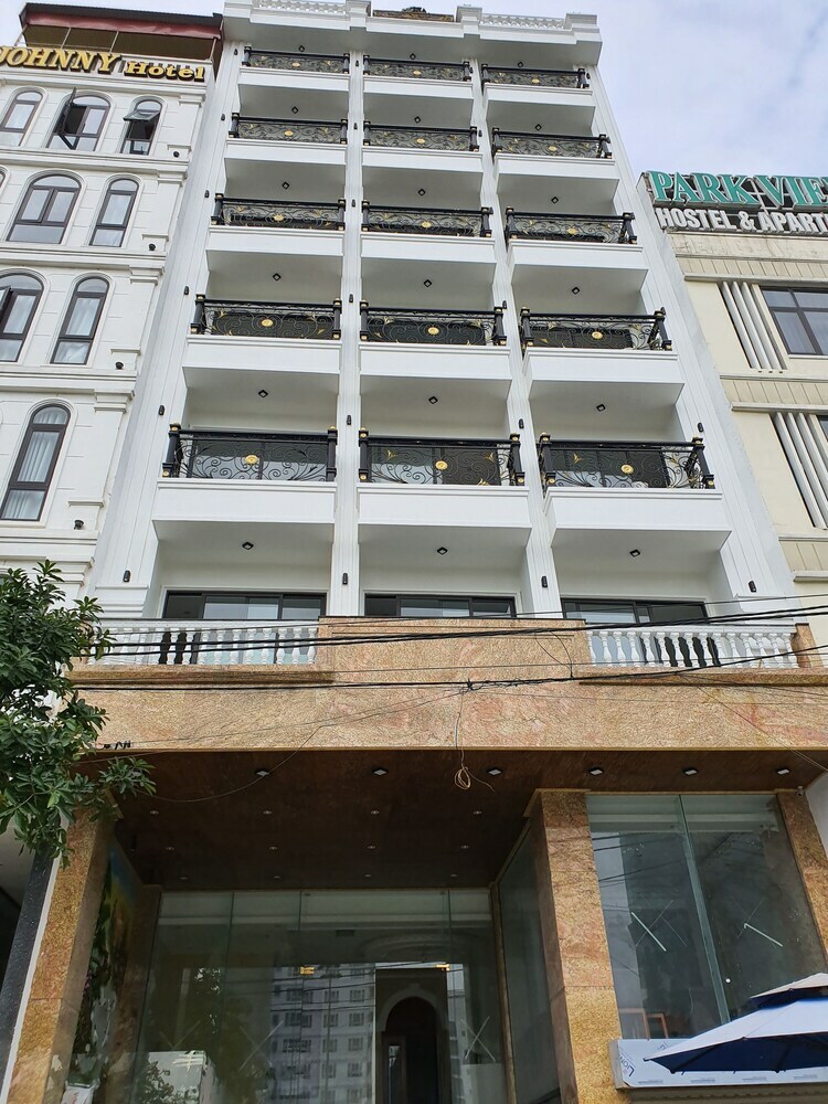 Oyo 747 Quynh Hoa Hotel