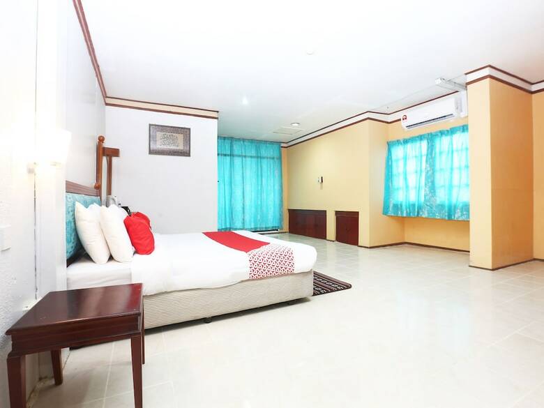 Oyo 89489 Al Ansar Hotel