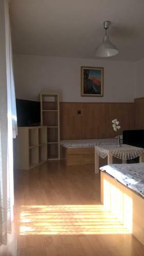 Apartments And Holiday Home Grohar