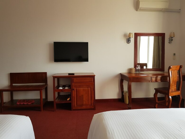 Angkor White Swan Hotel
