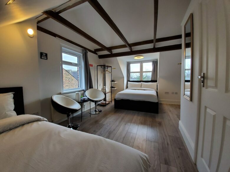 Hotel Sleeplicity London Heathrow