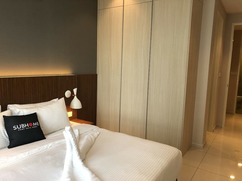Apartamentos Alia Premier Medini By Subhome