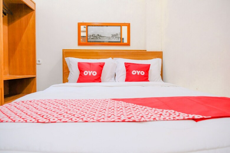 Hotel Oyo 2317 Griya Putri Syariah