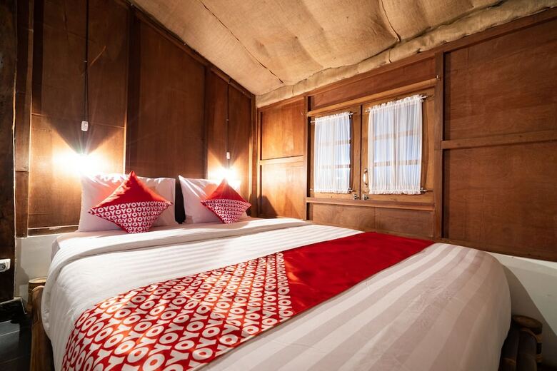 Hostal Oyo 2393 Omahe Nawung