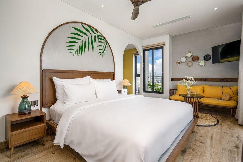 Seahorse Office And Hotel