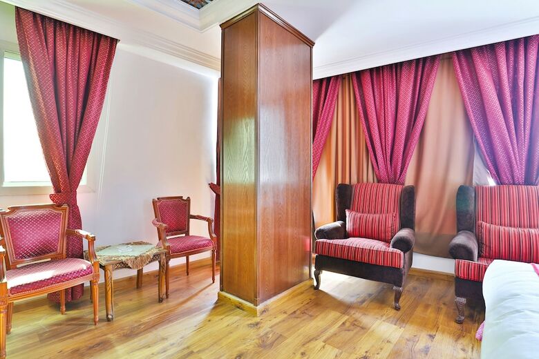 Oyo 394 Al Morooj Kareem Hotel