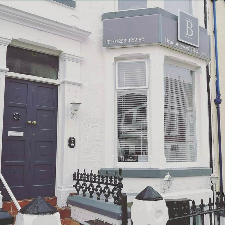 Bed & Breakfast Bradbury's Of Blackpool