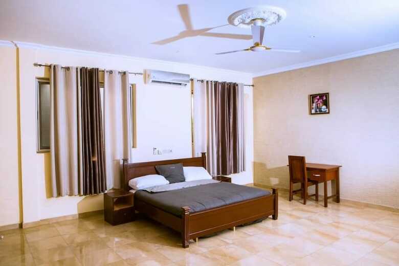 Hotel Home From Home Ghana Guesthouse