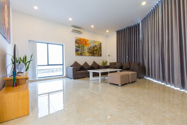 Villa Royal 2