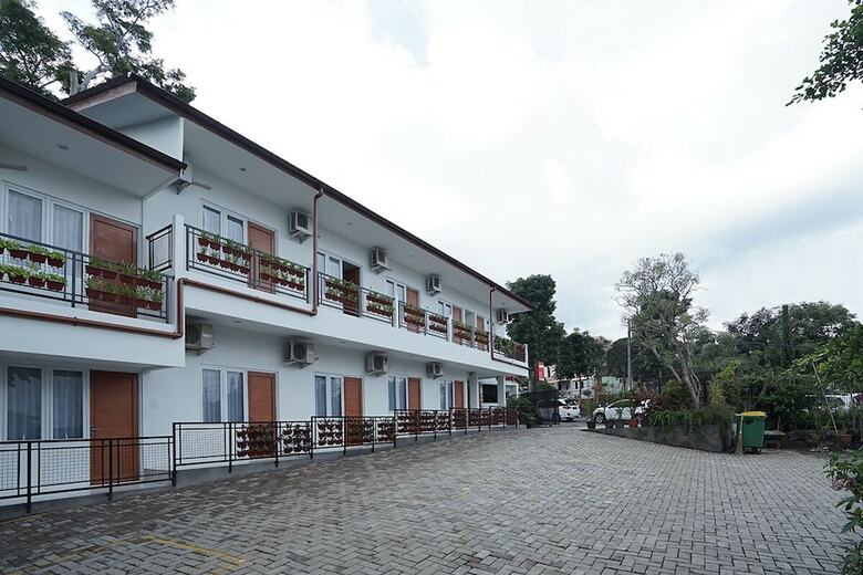 Hotel Oyo 2189 Rossan Villa 3 Kazanan