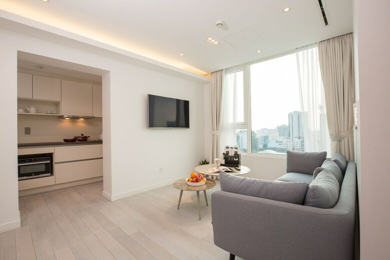 Apartamentos M Suites By S Home