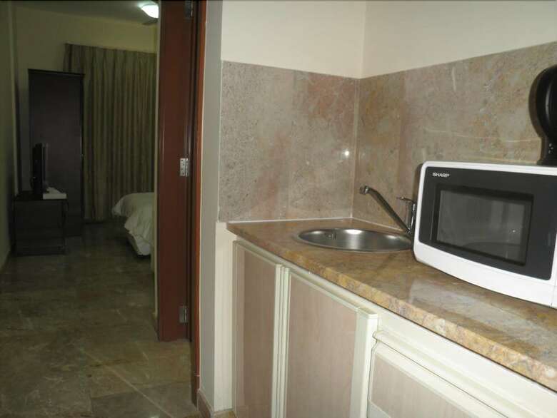 Aparthotel Hamasa Plaza Hotel And Apartments