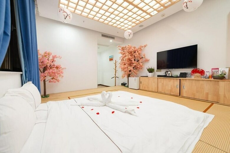World Dream Hotel