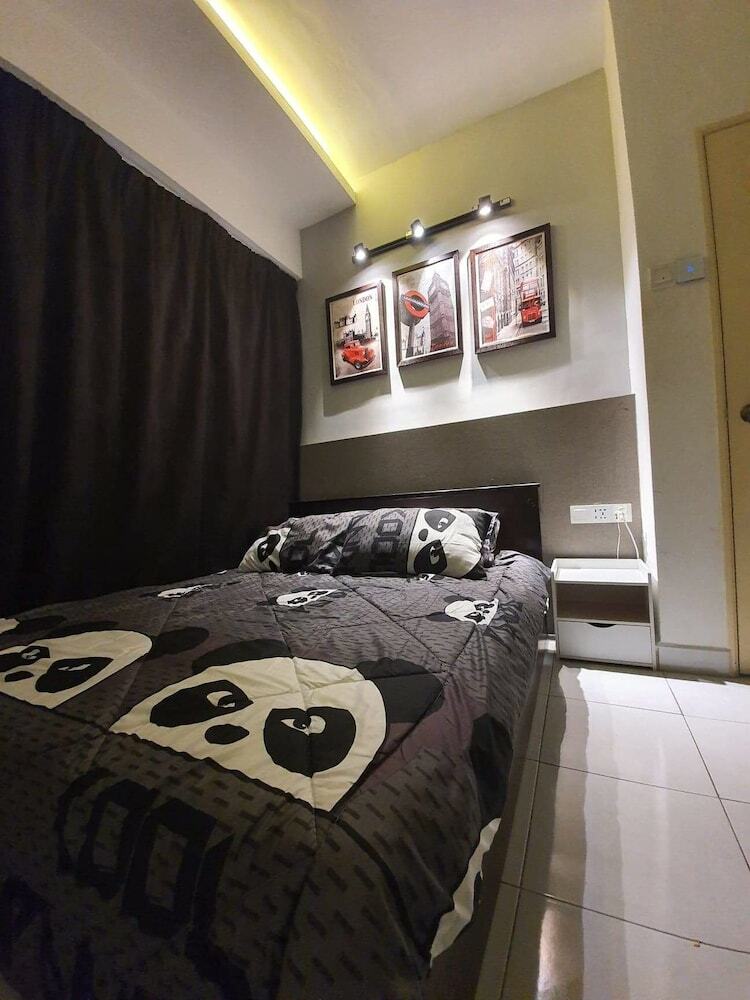 Apartamentos Cozy Homestay At Main Place