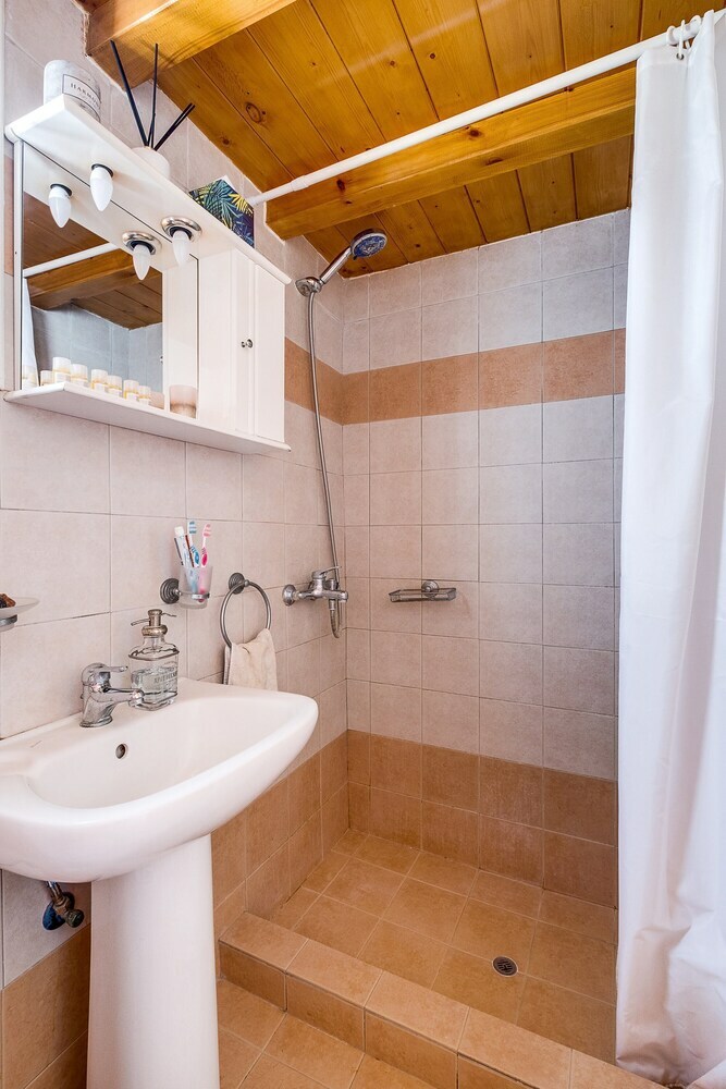 Paradise Traditional Cycladic House