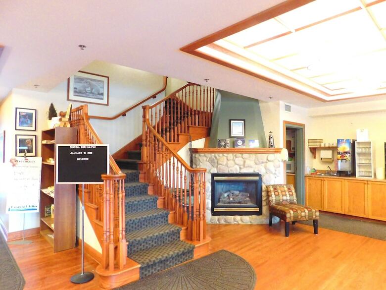 Hotel Coastal Inn Halifax