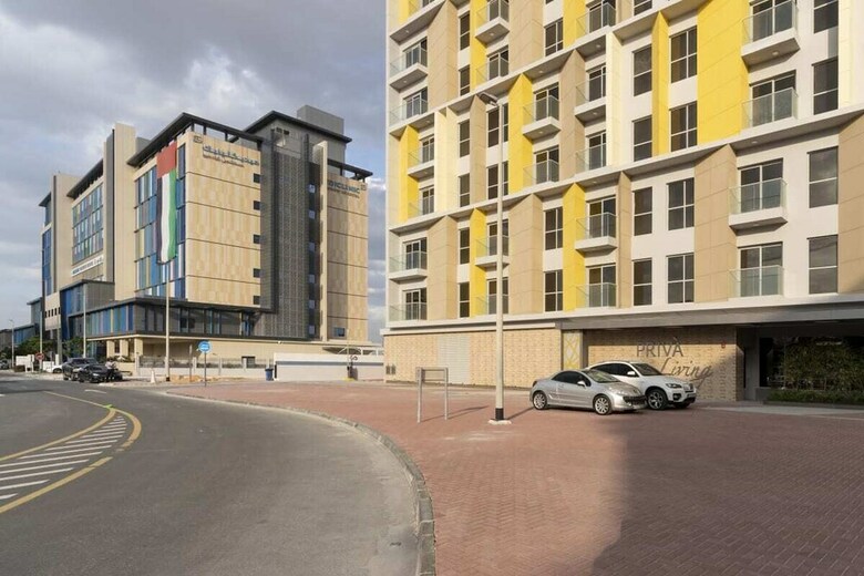 Superb 1br Apartment In Arjan Priv� Living
