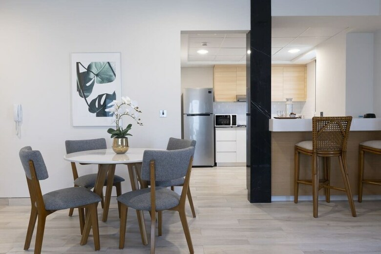 Stunning 2br Apartment @ Priv� Living, Arjan