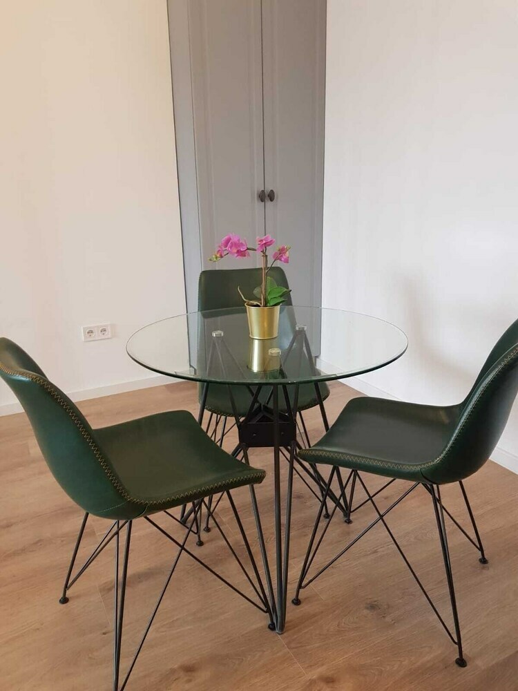 Bookingpedia Twin Apartments