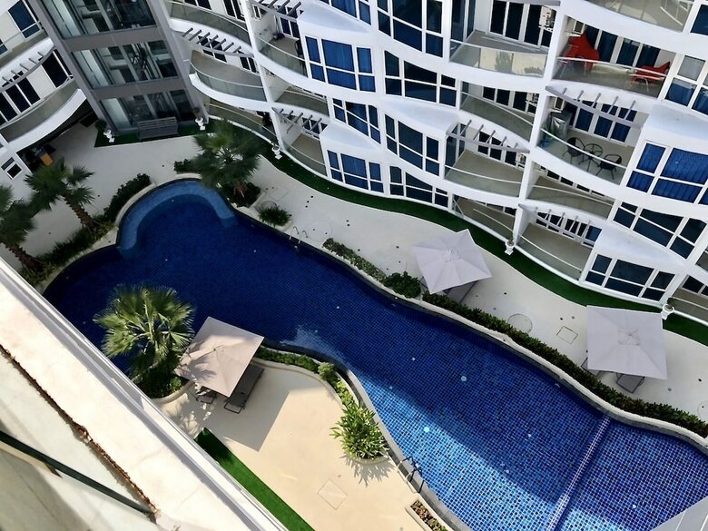 Luxury Apartments In Grand Avenue