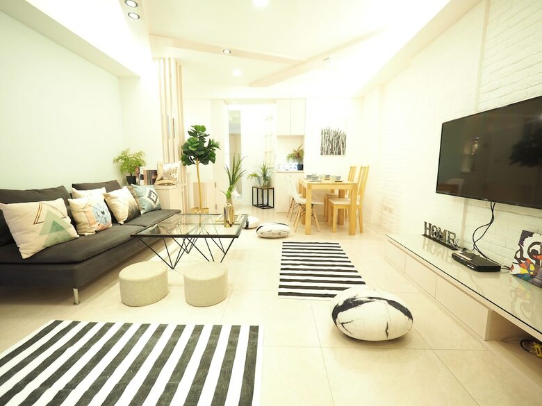 Apartamentos Next To Linjiang Night Market