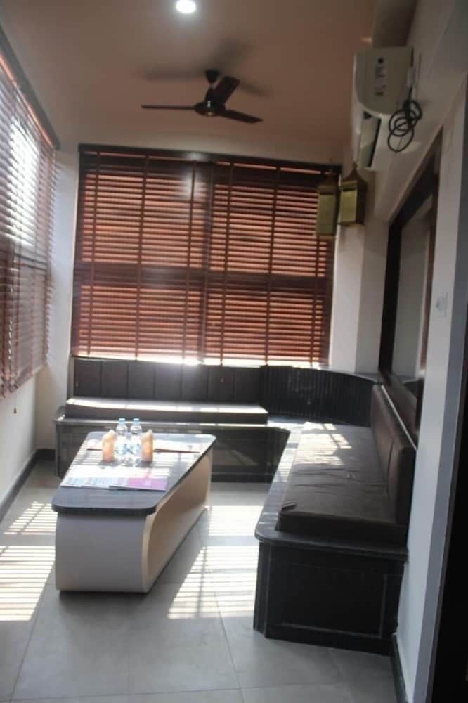 Hotel Kvc Haveli