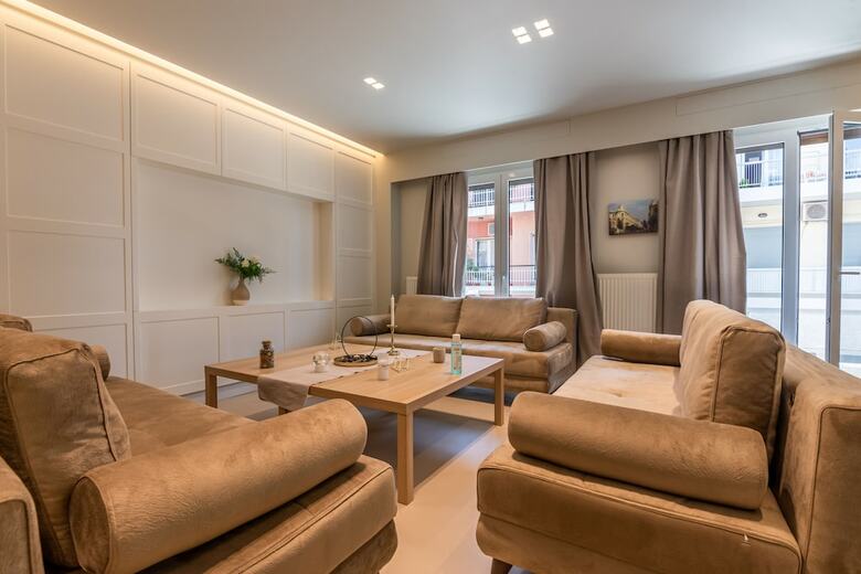 Luxurious Apartment In Acropolis