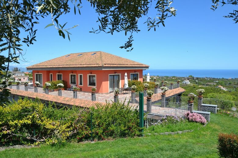 Apartamento Villa Etnamare