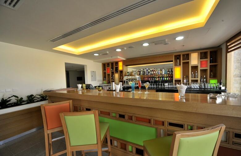 Hotel Ramada Resort By Wyndham Dead Sea
