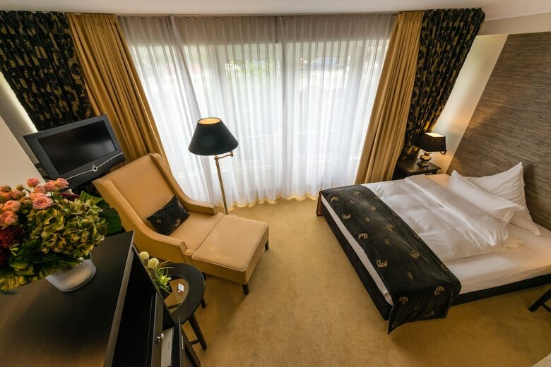 Hotel Business & More Hamburg