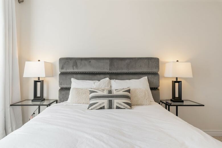 Luxurious Four Bedroom Townhouse