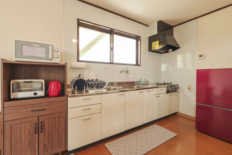 Maru House