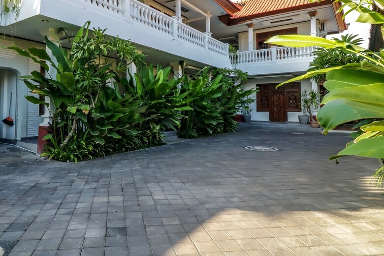 Hotel Oyo 2679 Exis Tropical And Spa