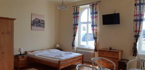 Hostal Victoria - Penzion & Restaurant