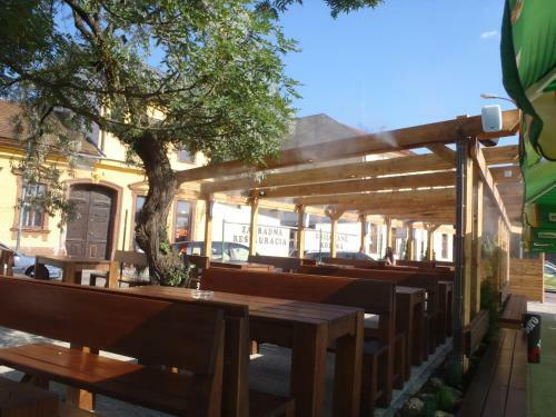 Hostal Victoria - Penzion & Restaurant