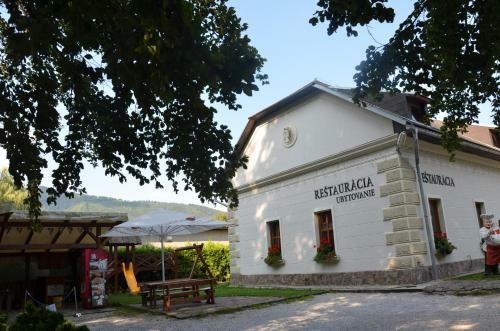 Hostal Penzion Pri Kastieli Betliar