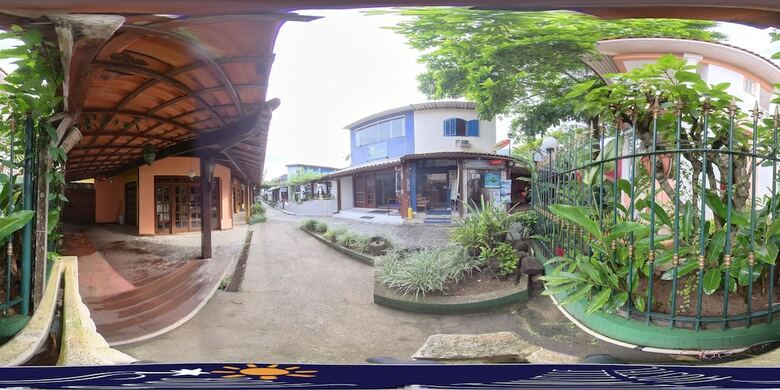 Hostal Bougainville Hostel