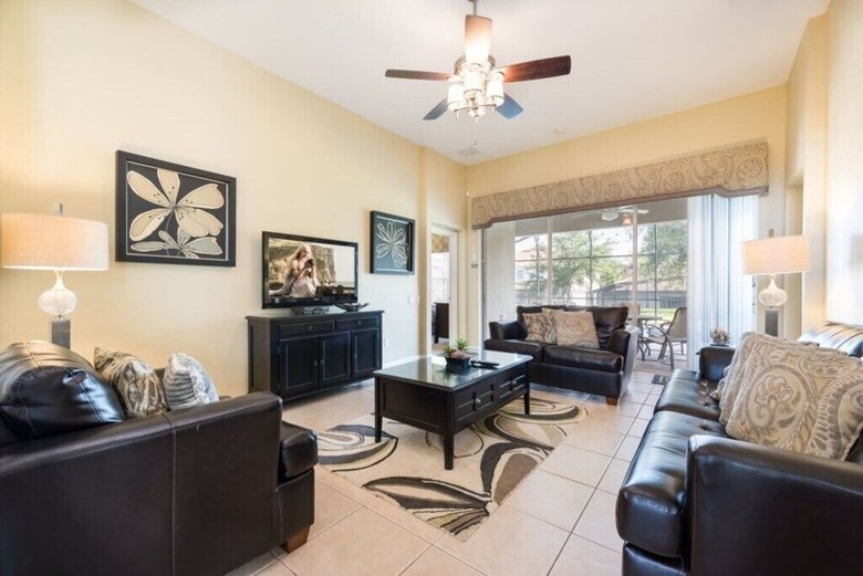 Svv 034 - Sunny Hilltop 5 Bed Pool Home
