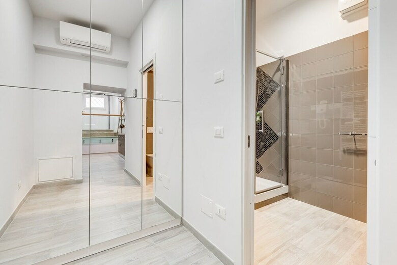 New Apartment In Front Of Ara Pacis