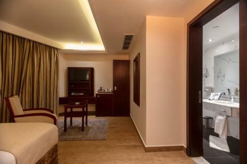 Royal Savoy Hotel And Villas