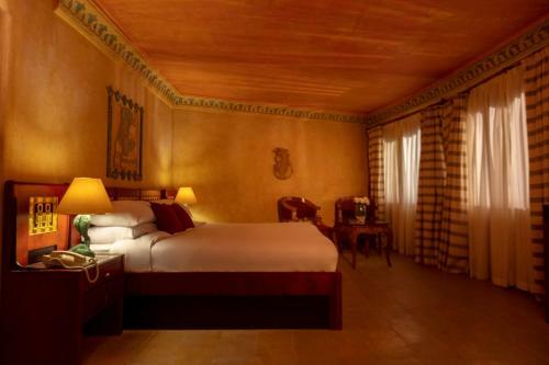 Royal Savoy Hotel And Villas