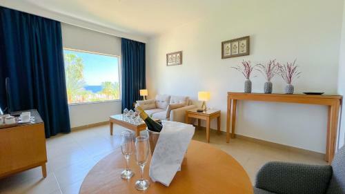 Club Reef Hotel Village