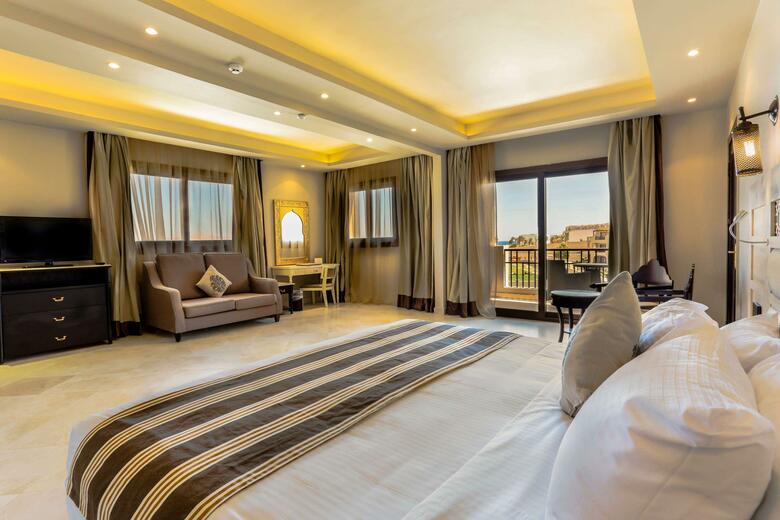 Hotel Sunrise Grand Select Arabian Beach Resort