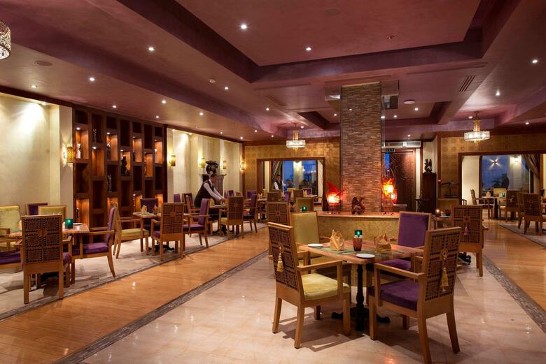 Hotel Sunrise Grand Select Arabian Beach Resort