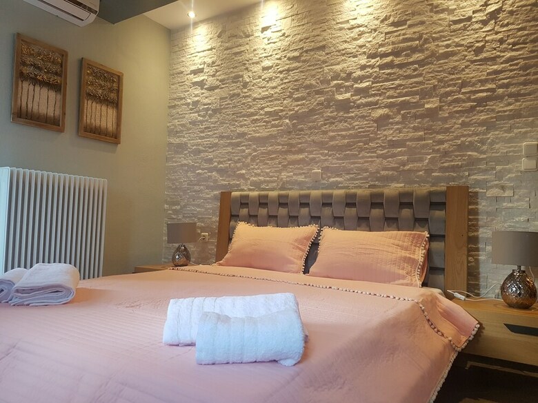 Saint Stephen's Apartments At Meteora